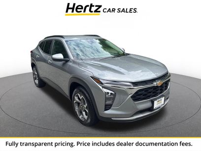 Used 2025 Chevrolet Trax LT