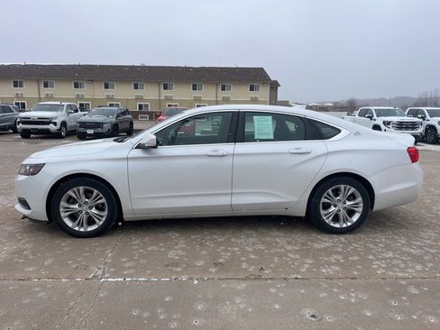 Used 2015 Chevrolet Impala LT w/ Convenience Package image 6