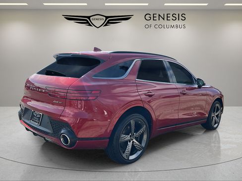 Used 2025 Genesis GV70 3.5T Sport w/ Sport Advanced Package AWD/4WD image 5