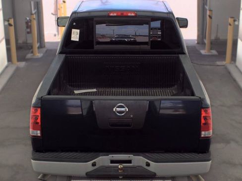 Used 2009 Nissan Titan XE w/ XE Popular Equipment Pkg RWD image 5