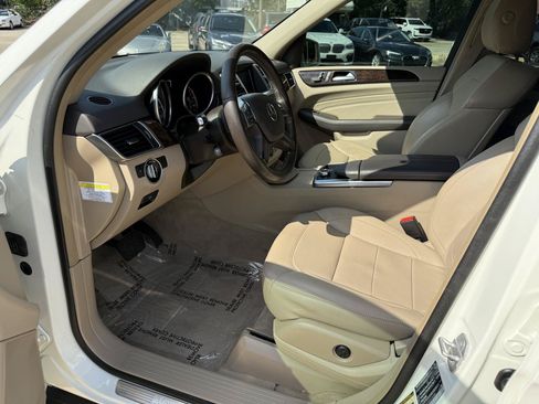 Used 2013 Mercedes-Benz ML 350 4MATIC image 9