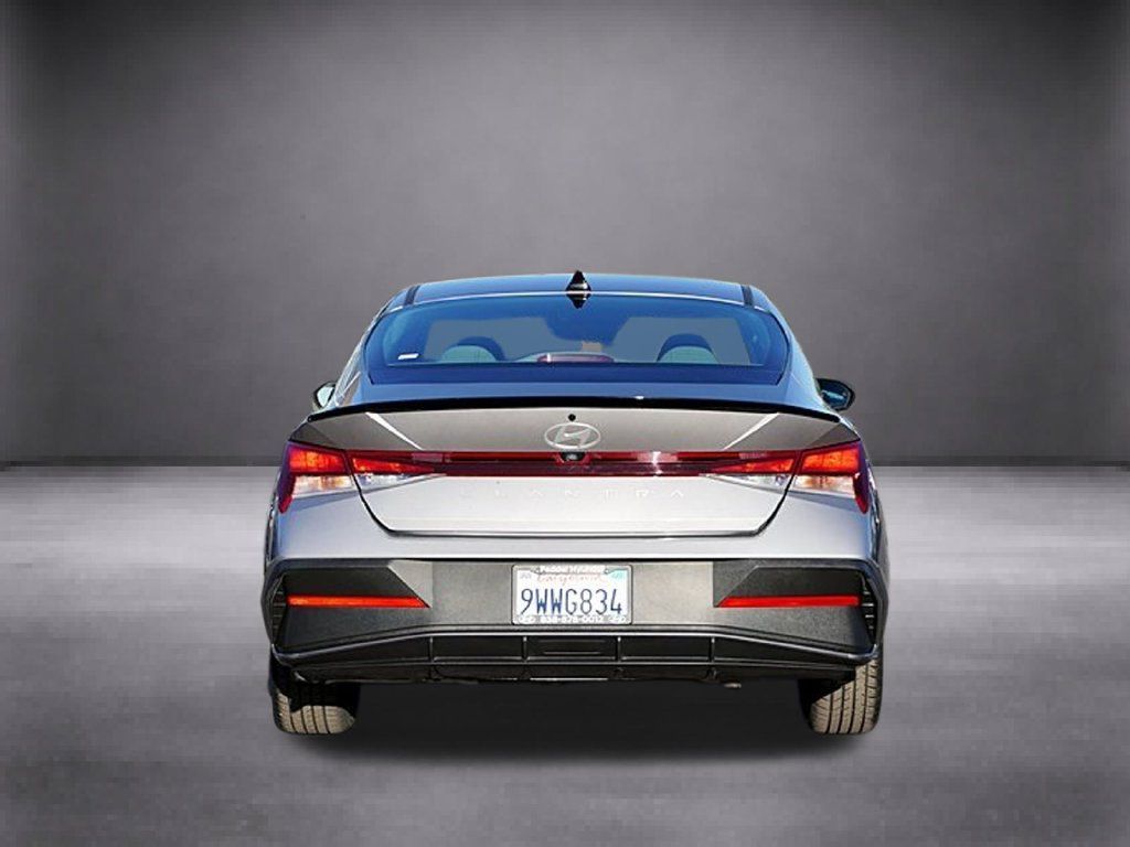 Certified 2026 Hyundai Elantra Sport FWD image 6