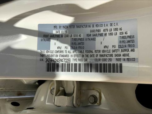 Used 2025 MAZDA MAZDA3 s image 19