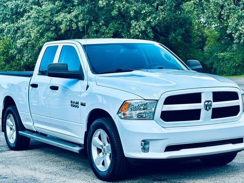 Used 2014 RAM 1500 Express AWD/4WD image 17
