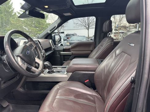 Used 2015 Ford F150 Platinum w/ Equipment Group 701A Luxury image 6