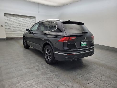 Used 2022 Volkswagen Tiguan SE AWD/4WD image 5