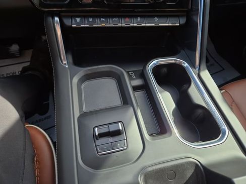 Used 2024 GMC Sierra 2500 Denali Ultimate image 23