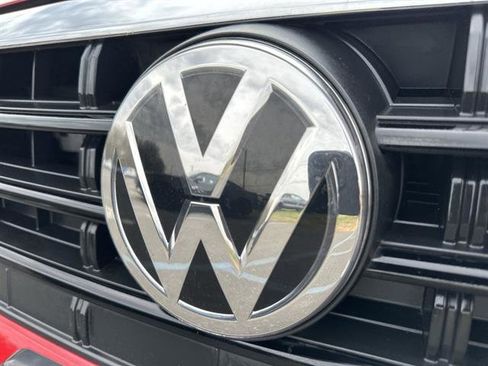 Certified 2020 Volkswagen Jetta R-Line image 9