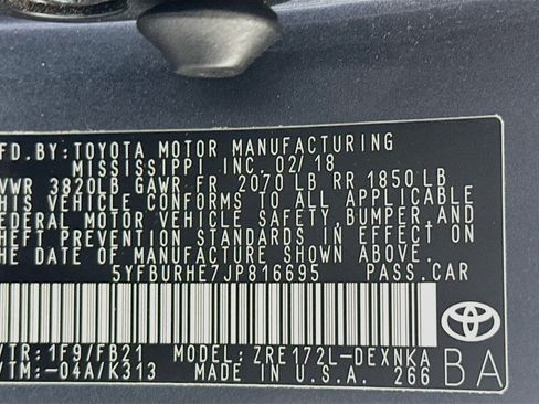 Used 2018 Toyota Corolla LE FWD image 12