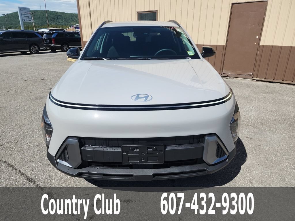 New 2027 Hyundai Kona SEL Sport AWD/4WD image 3