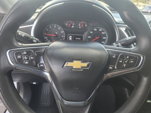 Used 2024 Chevrolet Malibu LT FWD image 21