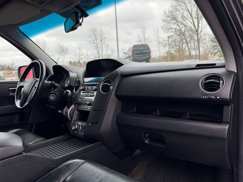Used 2014 Honda Pilot Touring image 21