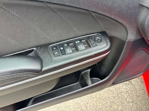 Used 2023 Dodge Charger SXT image 21