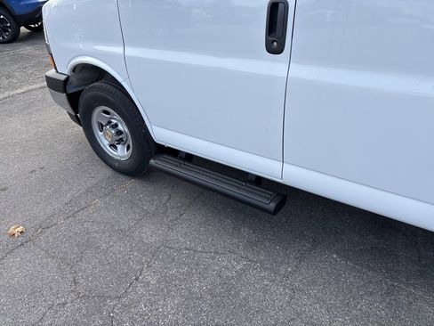 New 2025 Chevrolet Express 2500 LS w/ Enhanced Convenience Package image 6