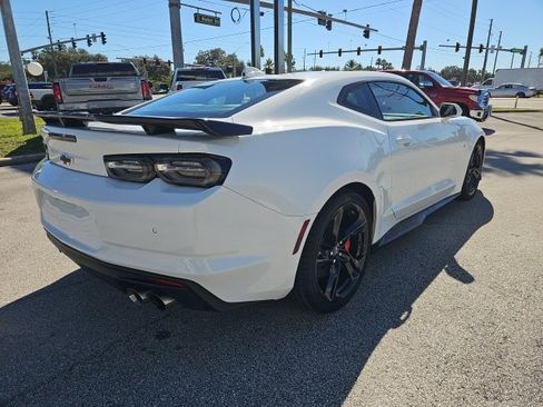 Certified 2023 Chevrolet Camaro SS image 5