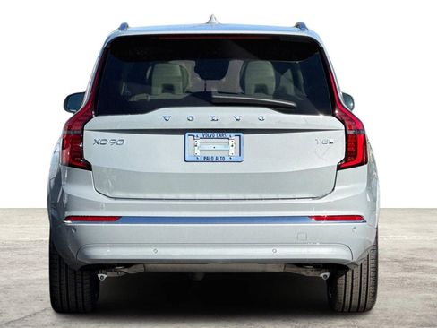 New 2026 Volvo XC90 T8 Ultra w/ Protection Package Premier image 7