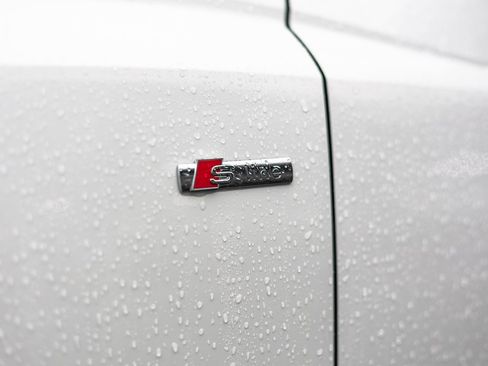 Used 2023 Audi Q3 2.0T Premium image 13