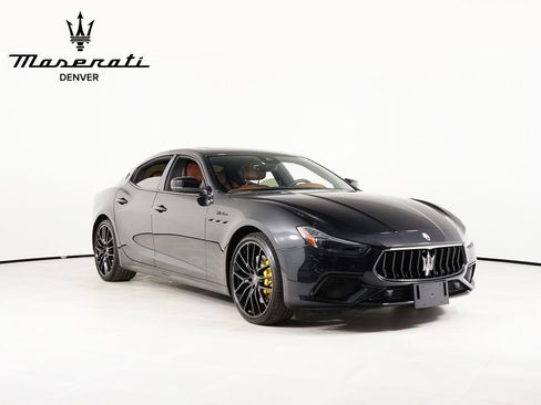 Used 2023 Maserati Ghibli Modena Q4 AWD/4WD image 10