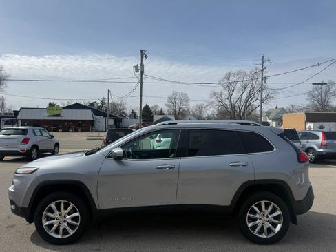 Used 2014 Jeep Cherokee Limited w/ Luxury Group image 2