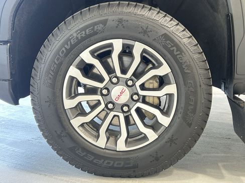 Used 2023 GMC Sierra 1500 AT4 w/ AT4 Premium Package AWD/4WD image 10