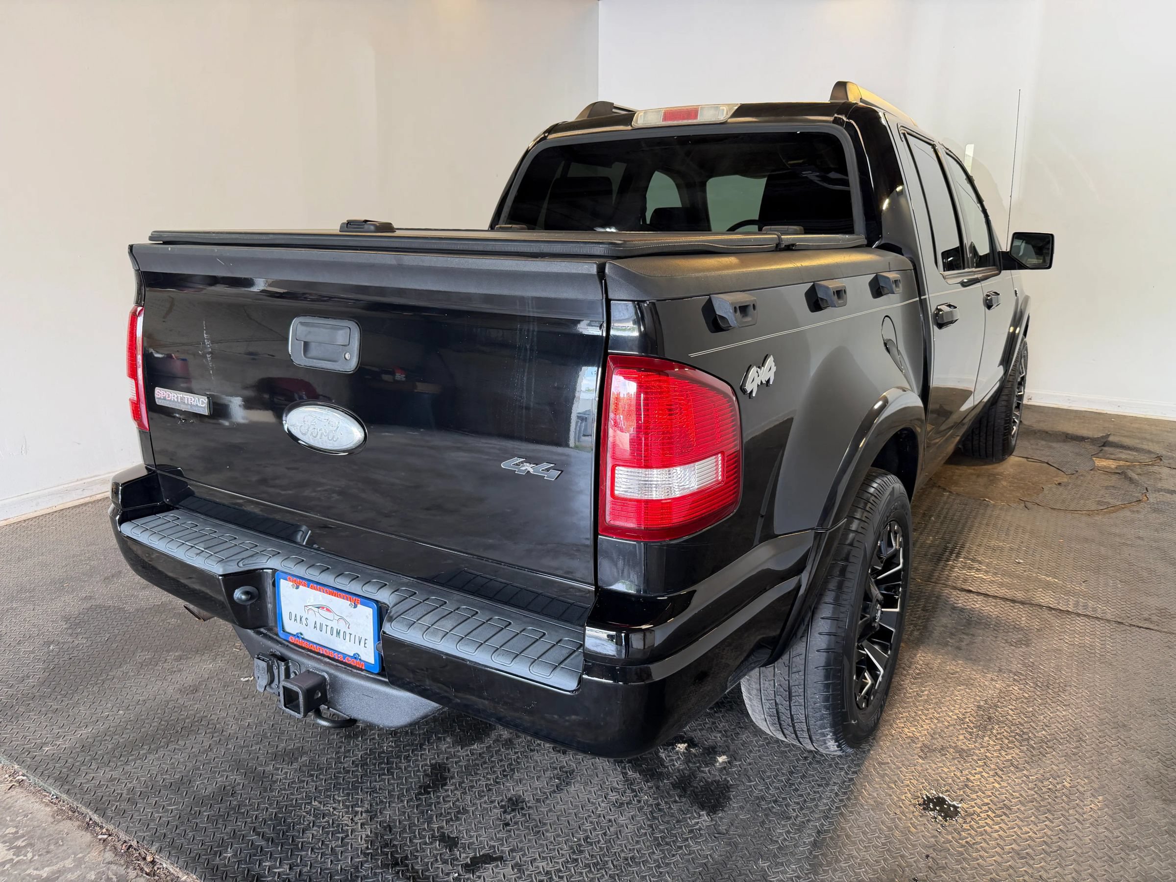 Used 2007 Ford Explorer Sport Trac Limited AWD/4WD image 7