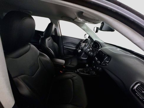 Used 2019 Jeep Compass Limited AWD/4WD image 19