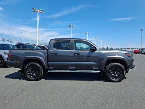Used 2023 Toyota Tacoma Limited w/ Nightshade Package AWD/4WD image 7