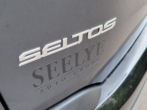 Certified 2024 Kia Seltos EX AWD/4WD image 33