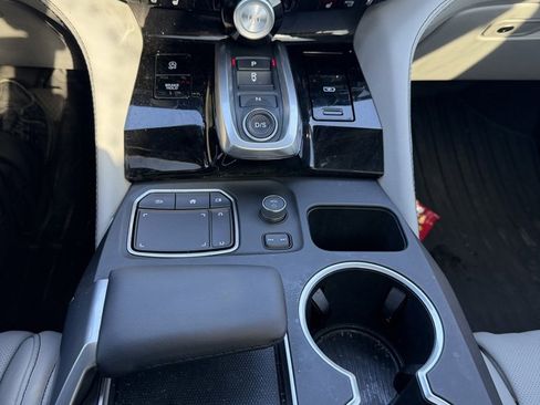 Certified 2023 Acura MDX SH-AWD w/ Advance Package image 15