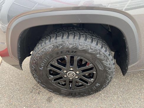 Used 2022 Toyota Tundra SR5 w/ SR5 Premium Package image 21