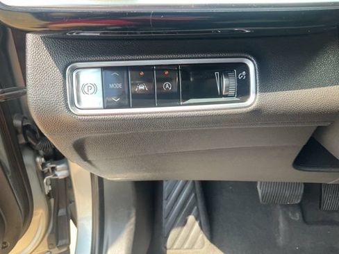 Used 2024 Buick Envision Preferred AWD/4WD image 8