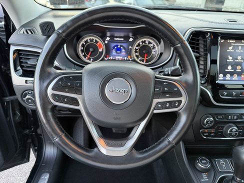 Used 2021 Jeep Cherokee Limited AWD/4WD image 19
