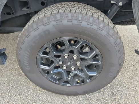 Used 2025 Ford F150 STX AWD/4WD image 5