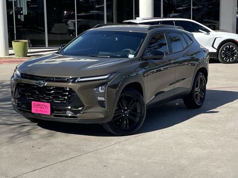 Used 2024 Chevrolet Trax ACTIV w/ Driver Confidence Package image 10