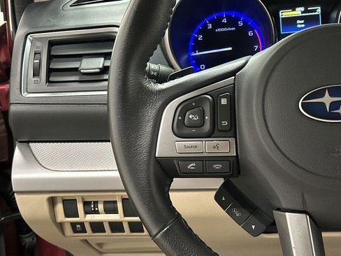 Used 2017 Subaru Outback 2.5i Premium image 8