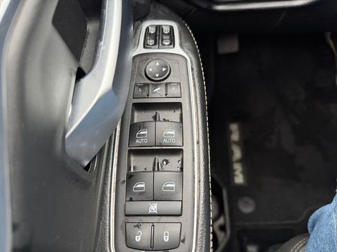 Used 2024 RAM 2500 Big Horn image 17