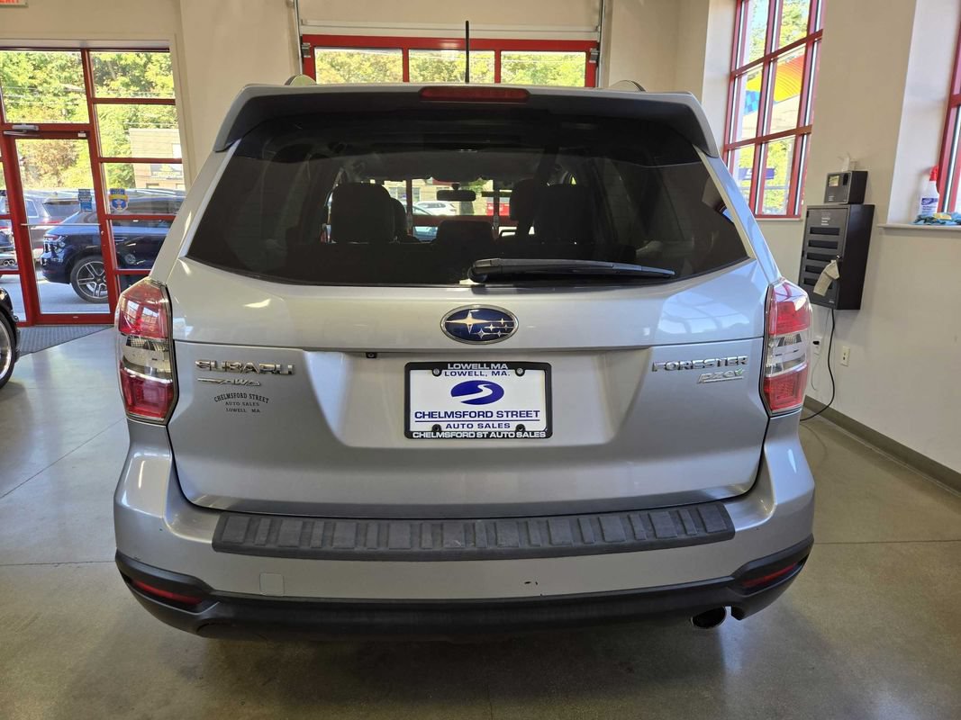 Used 2014 Subaru Forester 2.5i Limited AWD/4WD image 6