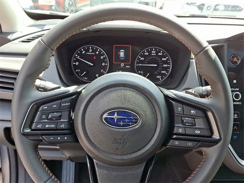 New 2025 Subaru Crosstrek 2.5i Limited image 17