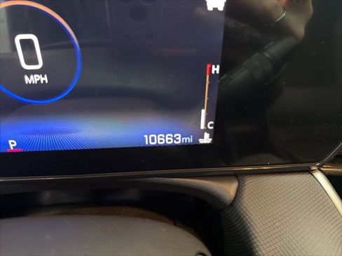 Used 2024 Chevrolet TrailBlazer LT image 16