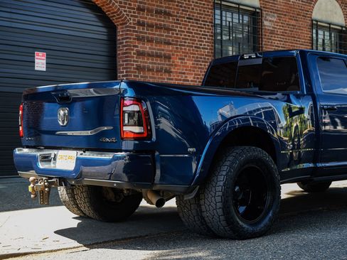 Used 2024 RAM 3500 Limited w/ Night Edition AWD/4WD image 45