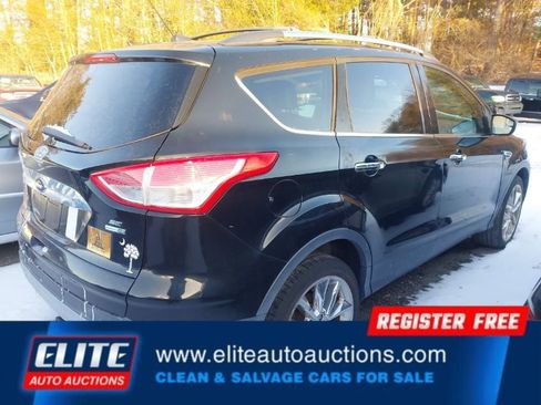 Used 2016 Ford Escape SE w/ SE Chrome Package image 8