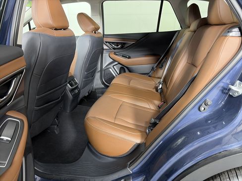 Used 2024 Subaru Outback Touring image 11