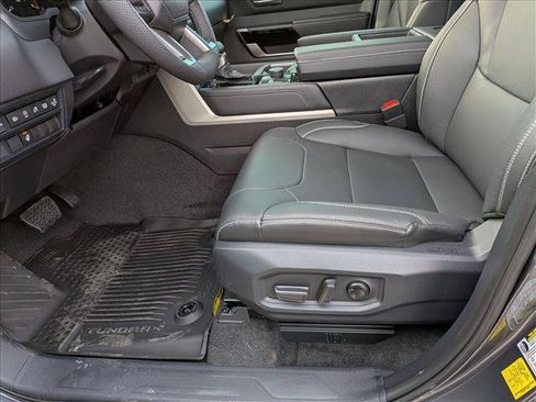 Used 2026 Toyota Tundra Limited AWD/4WD image 4