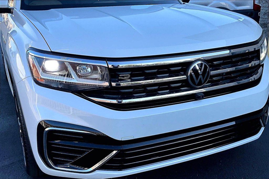 Used 2022 Volkswagen Atlas Cross Sport SEL Premium R-Line AWD/4WD image 30