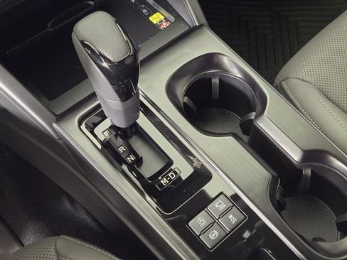 New 2026 Subaru Outback Limited XT AWD/4WD image 18