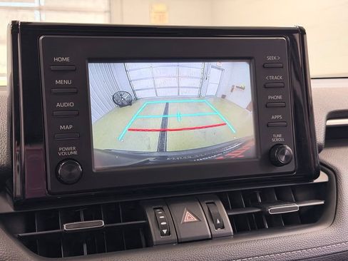 Used 2019 Toyota RAV4 XLE Premium FWD image 51