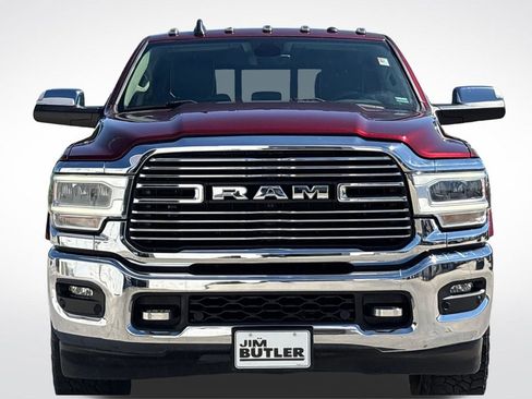 Used 2022 RAM 2500 Laramie w/ Chrome Appearance Group AWD/4WD image 11