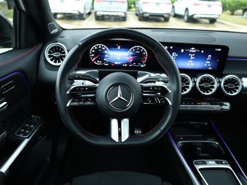 Certified 2025 Mercedes-Benz GLB 250 image 16