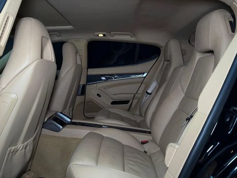 Used 2010 Porsche Panamera S RWD image 18