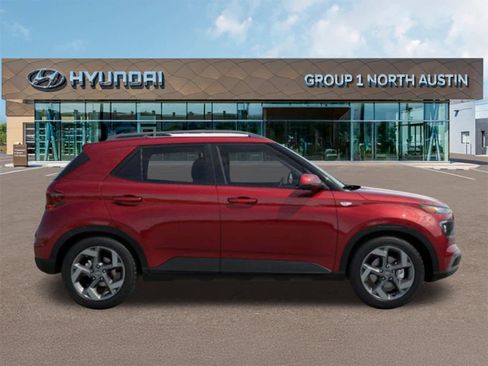 New 2025 Hyundai Venue SEL image 7